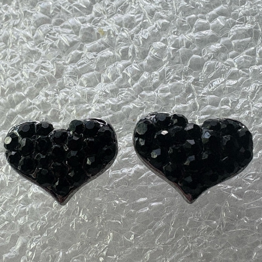 Black Heart Stud Earrings